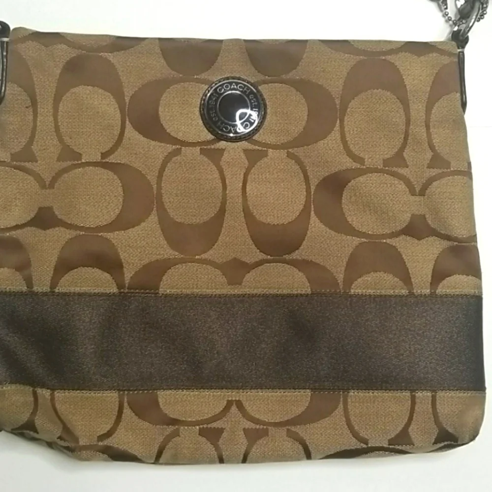 COACH brand Signature Canvas Bag - Picture 2 of 8